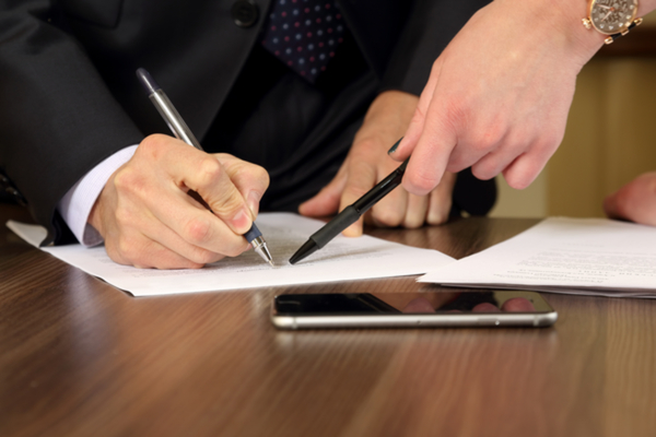 Vente d’une société : quand l’acquéreur apprend (tardivement) qu’un client important s’en va…