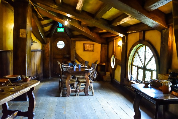 Location : la hauteur sous plafond du logement est-elle un critère de décence ?