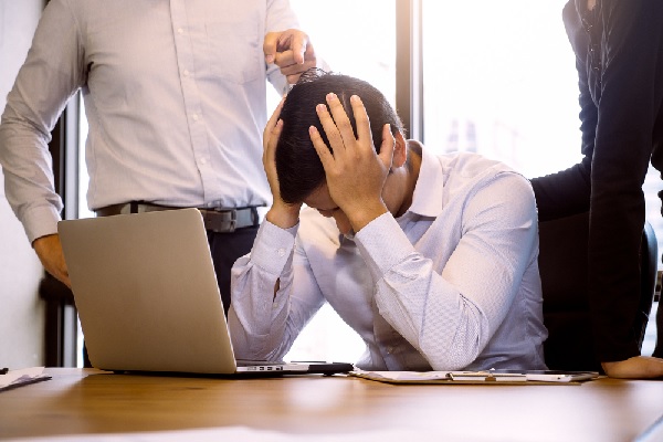 Dénoncer un harcèlement empêche-t-il (systématiquement) le licenciement ?