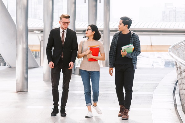 Combien de stagiaires pouvez-vous réellement accueillir ?