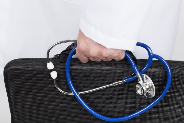 Démission d’un médecin contrarié : « équivoque » ?