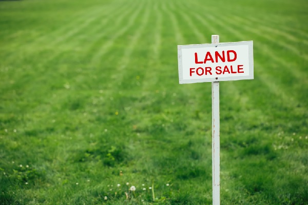 vente-de-terrains-nus-une-optimisation-fiscale-possible-