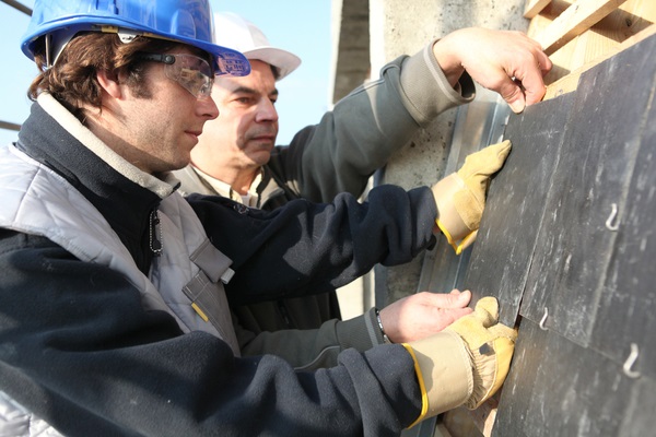 affecter-un-salarie-sur-un-chantier-clause-de-mobilite-obligatoire-