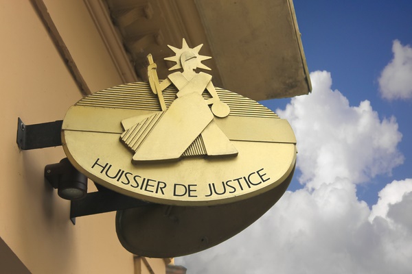 libre-installation-apres-les-notaires-les-huissiers-et-les-commissaires-priseurs-judiciaires-