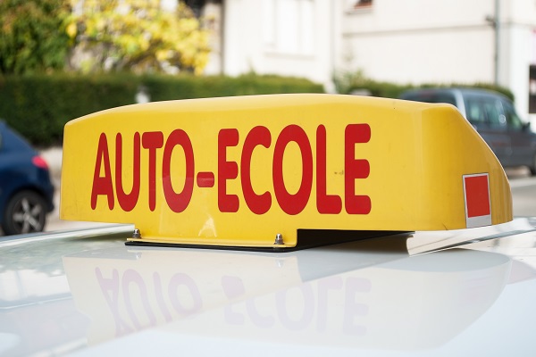 auto-ecoles-plus-de-securite-plus-de-formation-