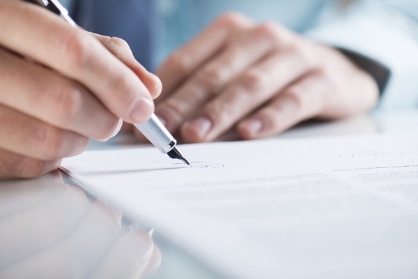 recu-pour-solde-de-tout-compte-date-et-signe-de-la-main-du-salarie-