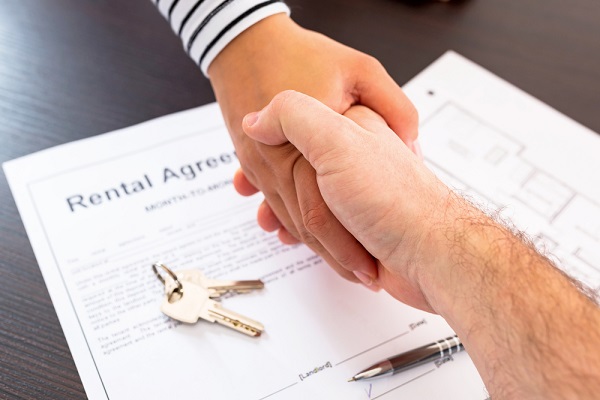 bail-commercial-parfois-les-ecrits-aussi-senvolent