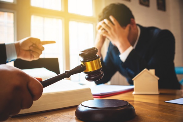 liquidation-judiciaire-:-interdiction-d’acquerir-les-biens-de-l’association-!