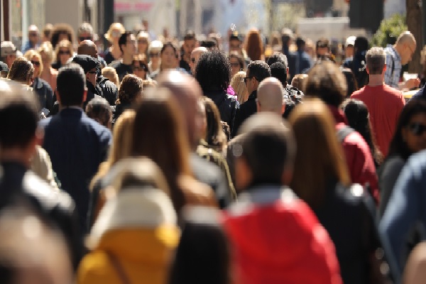 coronavirus-:-plus-de-100-personnes-=-pas-de-rassemblement-!