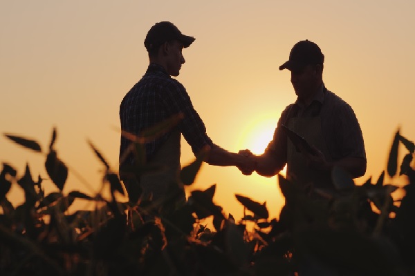 quitter-une-cooperative-agricole-:-attention-aux-statuts-!