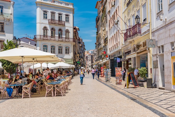 restaurateurs-:-terrasse-non-autorisee-=-terrasse-a-enlever-?