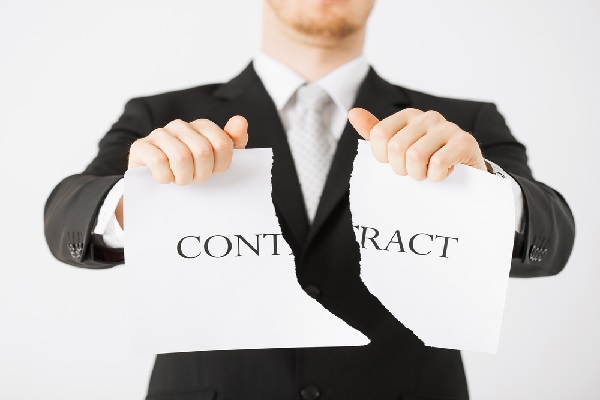 c’est-l’histoire-d’une-entreprise-qui-rompt-(brutalement-?)-un-contrat…
