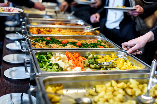 contrat-de-restauration-collective-et-tva-:-simplification-administrative-en-vue-?