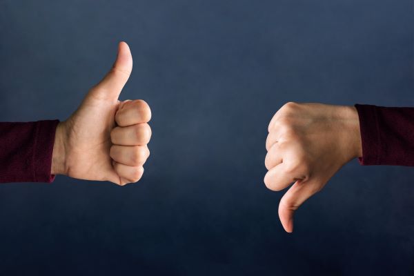 un-associe-peut-il-(librement)-critiquer-la-gestion-de-sa-societe-?