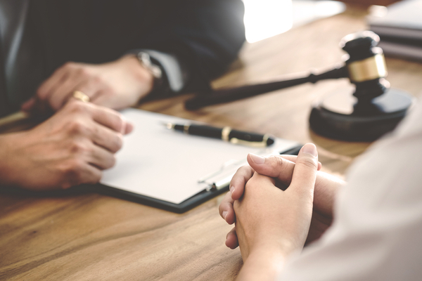 redressement-judiciaire-:-pouvez-vous-decider-(seul)-de-resilier-votre-bail-commercial-?